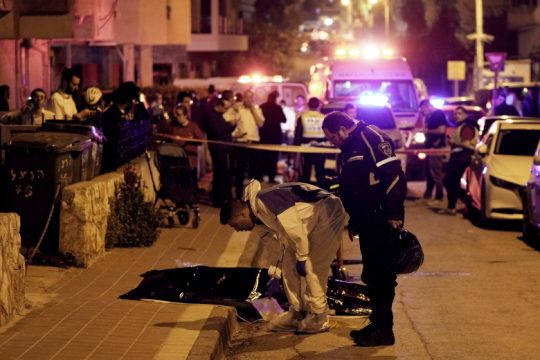 Πέντε νεκροί από επίθεση ενόπλου στο Τελ Αβίβ