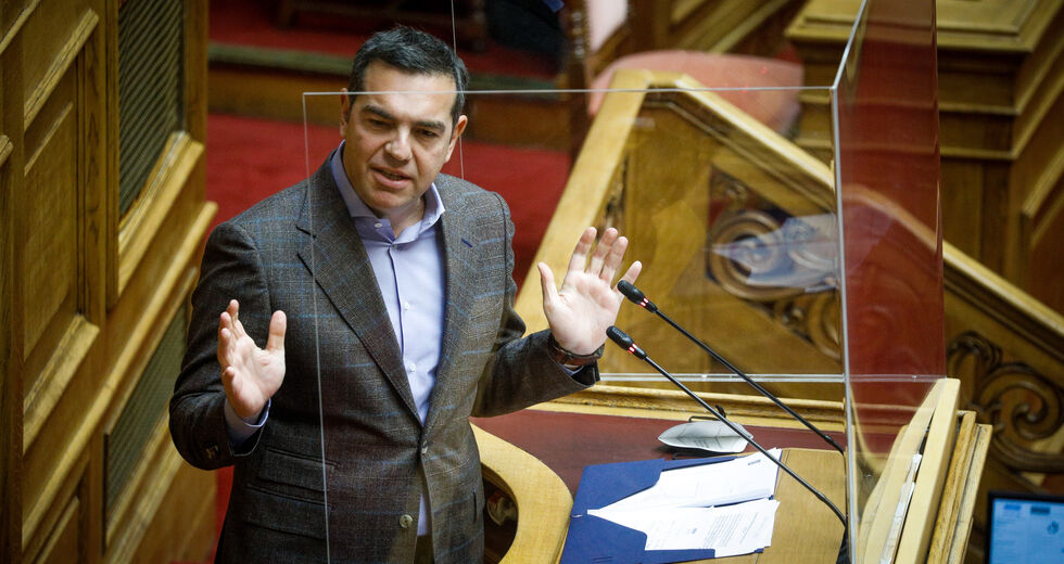 «Εκλογές τώρα, όχι τον Μάιο!»