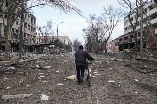 Στις εποχές της διαρκούς επισφάλειας