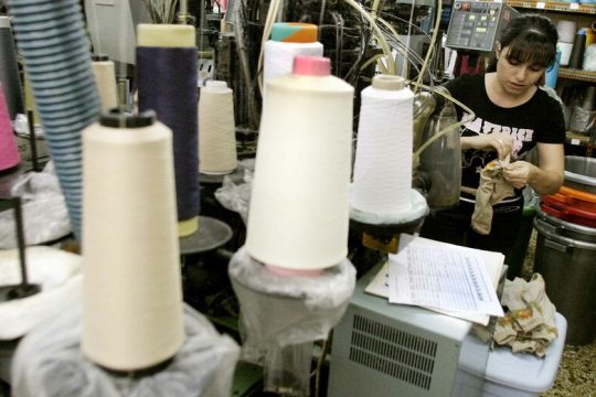 Σε ενεργειακό κλοιό οι μικρομεσαίες επιχειρήσεις