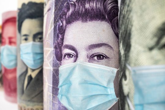 Πώς ο κορονοϊός… διέσωσε τα funds