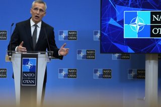 Περισσότερα όπλα ζητάει η Ουκρανία από το ΝΑΤΟ