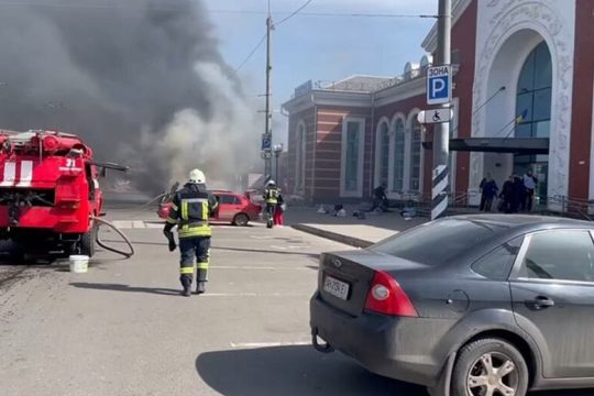 Ασφυκτικά περιθώρια για διπλωματική λύση