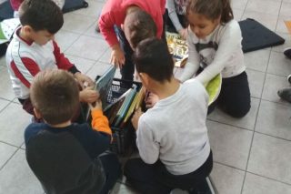 Παιδική Λέσχη Ανάγνωσης με «Παραμύθια της Σμύρνης» στις δημοτικές βιβλιοθήκες Νίκαιας – Αγ.Ι. Ρέντη