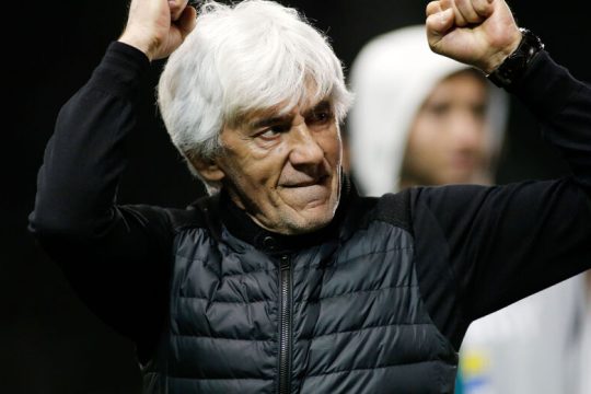 Από την αναδόμηση στον… κυνισμό!