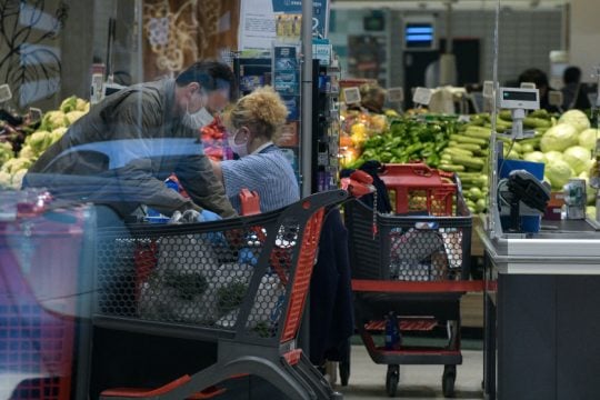 Από την 1η Ιουλίου η Ψηφιακή Κάρτα Εργασίας σε τράπεζες και σούπερ μάρκετ