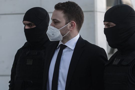 Ο Μπάμπης είχε κακοποιητική συμπεριφορά και στο παιδί