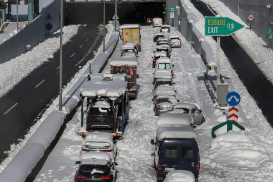 Καθυστερημένη απάντηση Οικονόμου για την Αττική Οδό