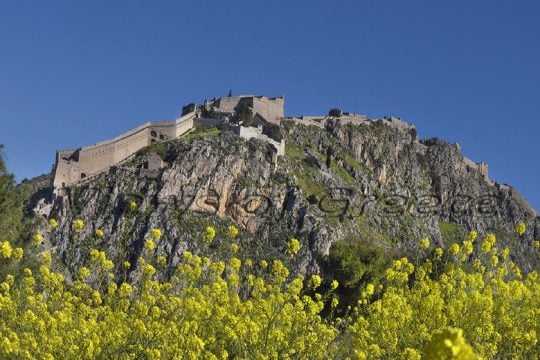 Ανοιξιάτικη περιήγηση σε τέσσερα σημαντικά κάστρα της Πελοποννήσου