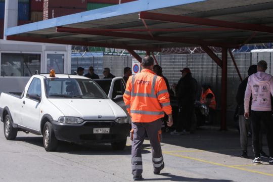 Ενωμένοι οι λιμενεργάτες μετά από το νέο εργατικό ατύχημα
