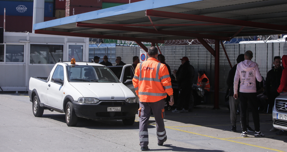 Ενωμένοι οι λιμενεργάτες μετά από το νέο εργατικό ατύχημα