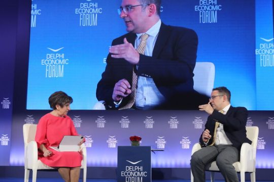 Η Πυθία έφυγε, ο Πινόκιο ήρθε