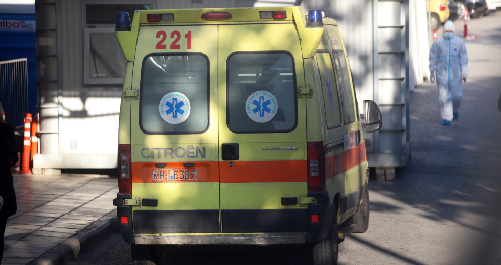 ΕΟΔΥ: 69 νέοι θάνατοι, 356 διασωληνώσεις και 15.690 κρούσματα