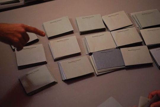 Τα ελληνικά κόμματα για τις γαλλικές εκλογές
