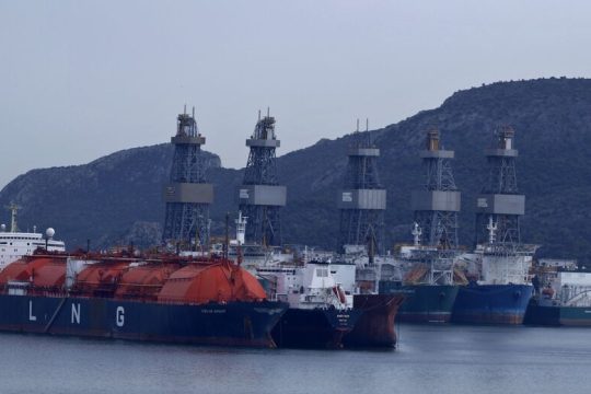 Μικρή αύξηση στη δύναμη του ελληνικού εμπορικού στόλου