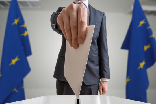 Διπλό ψηφοδέλτιο για τις ευρωεκλογές