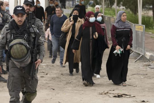 Ματωμένο Ραμαζάνι, ματωμένο Πάσχα