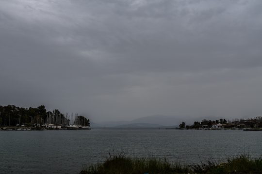 Σκόνη και αραιές νεφώσεις παρά την καλοκαιρία