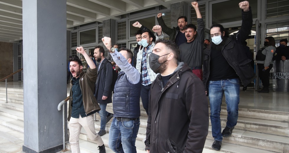 Ελεύθεροι οι 8 συλληφθέντες από την παρέμβαση στο λιμάνι της Θεσσαλονίκης