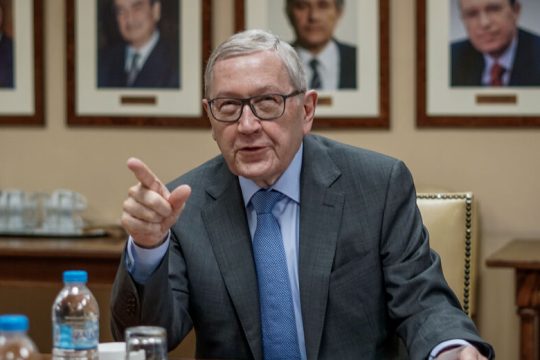 Επιταχύνει με 9% ο πληθωρισμός