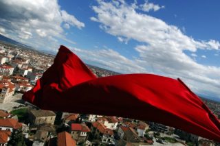 Για τα κόμματα της αντιπολίτευσης