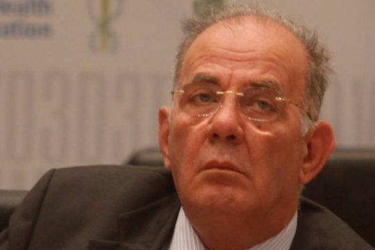 Πέθανε ο καθηγητής Γιάννης Κυριόπουλος, χάνοντας τη μάχη με τον κορονοϊό