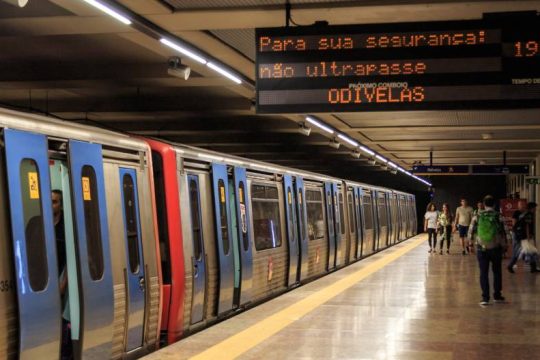 Δωρεάν οι δημόσιες συγκοινωνίες για νέους και ηλικιωμένους στη Λισαβόνα