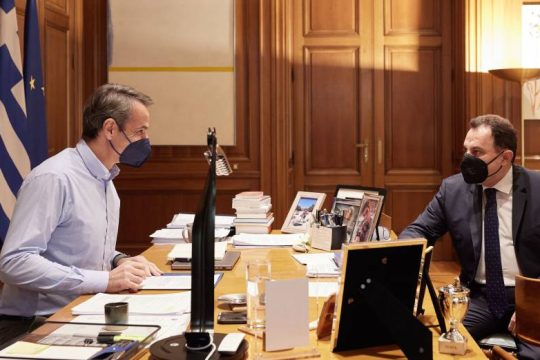 Για επάρκεια προϊόντων μιλά ο Γεωργαντάς ενώ η ακρίβεια σαρώνει τους πολίτες