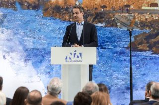 Υποσχέθηκε ξανά μείωση στους λογαριασμούς
