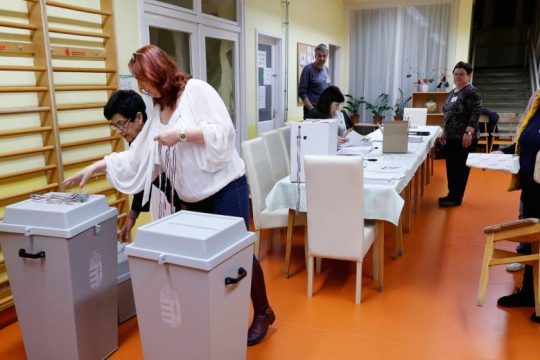 Εκλογές στην Ουγγαρία στη σκιά του πολέμου
