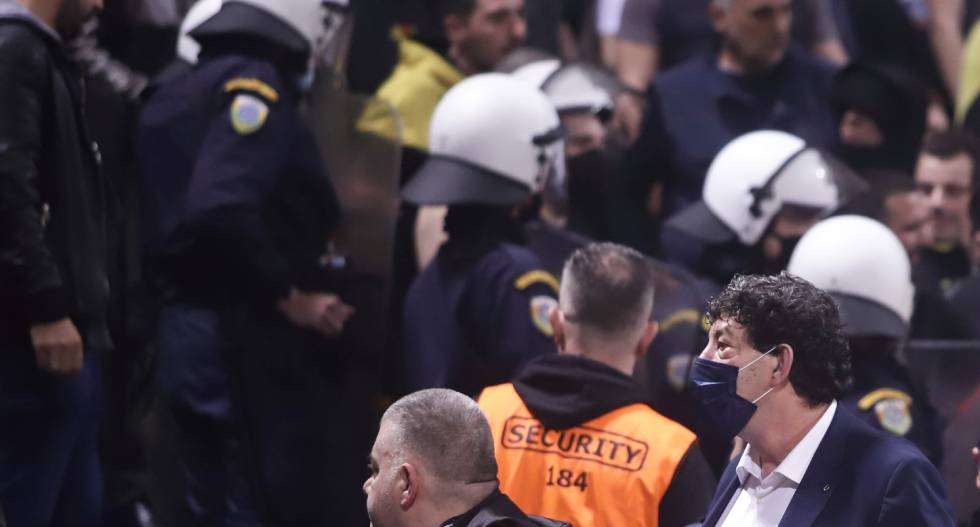 Επεισόδια στην έναρξη του ντέρμπι της Θεσσαλονίκης