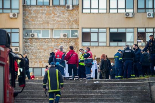 Ένας νεκρός από πυρκαγιά στο «Παπανικολάου» της Θεσσαλονίκης