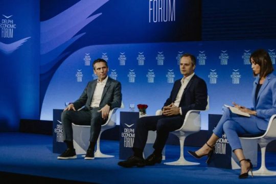 Χρήστος Χαρπαντίδης, Παπαστράτος: Στην εποχή των σαρωτικών αλλαγών κανένας δεν μπορεί να προχωρήσει μόνος