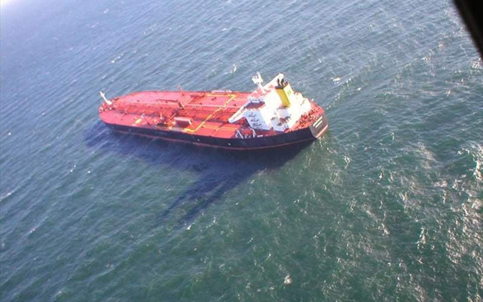 Κάρυστος: Αποδεσμεύτηκε το ρωσικό δεξαμενόπλοιο Pegas
