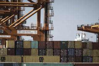 Στο πλευρό των απεργών στις προβλήτες της Cosco η ΠΝΟ