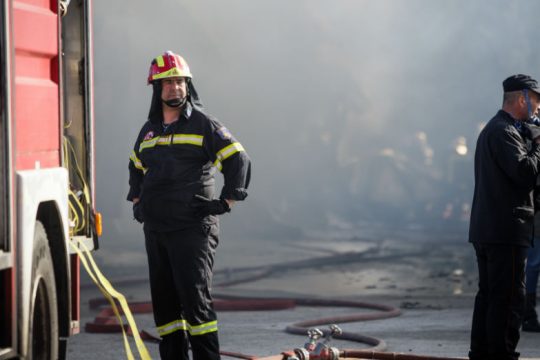 Φωτιά σε δεξαμενή καυσίμων στην Καβάλα