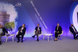 Προσυνέδριο υπό τη φθορά της ακρίβειας στη Θεσσαλονίκη