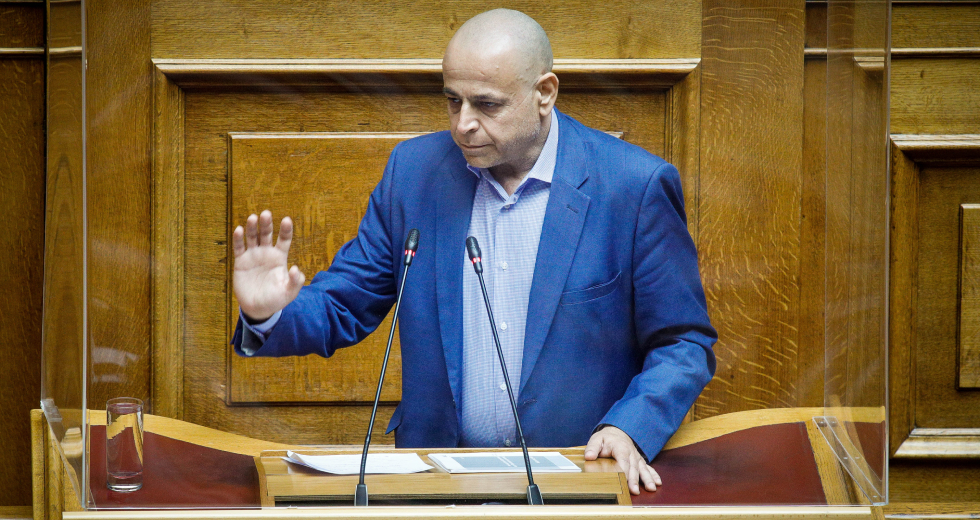 «Η παραίτηση Λετζέρι οδηγεί σε διασυρμό τη χώρα»
