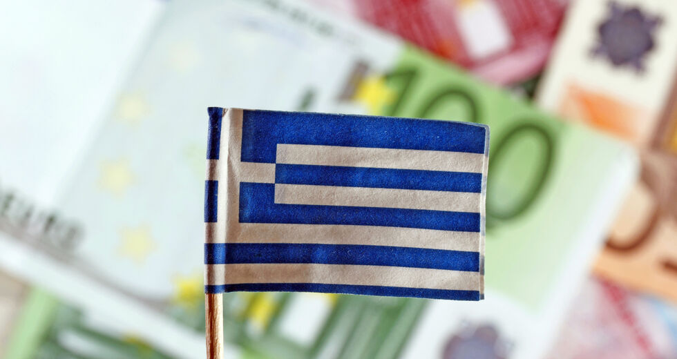 Το κύμα ανατιμήσεων πλημμύρισε τα έσοδα