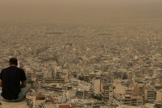 Περαιτέρω άνοδος της θερμοκρασίας, αφρικανική σκόνη και τοπικές λασποβροχές