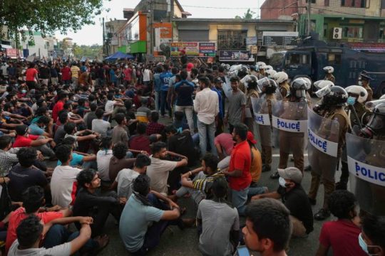 Σρι Λάνκα: Όχι σε κυβέρνηση εθνικής ενότητας από την αντιπολίτευση