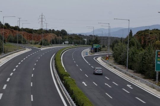 Απαγόρευση κυκλοφορίας των φορτηγών άνω των 3,5 τόνων τις μέρες του Πάσχα