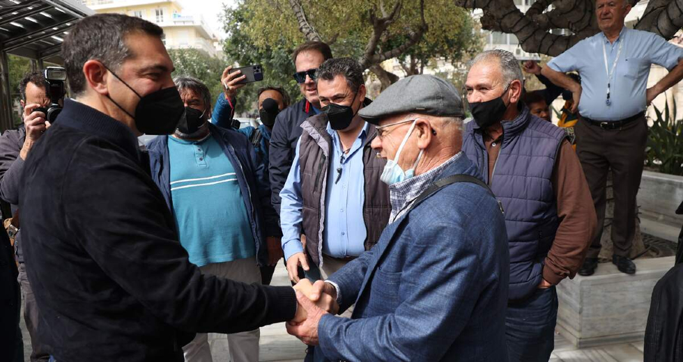 «Ευπρόσδεκτες οι εκλογές, ρητορικά τερτίπια από Τσίπρα»