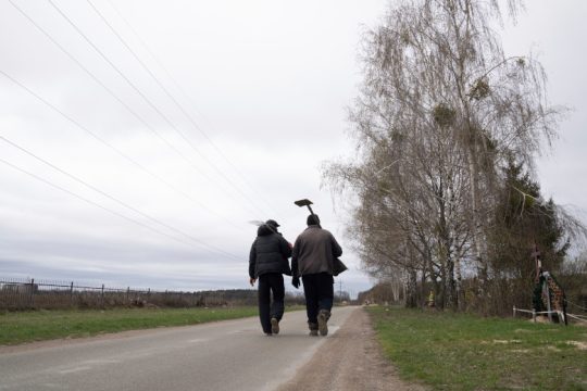 Νέος γύρος διπλωματικών κινήσεων, ενώ οι βόμβες πέφτουν βροχή