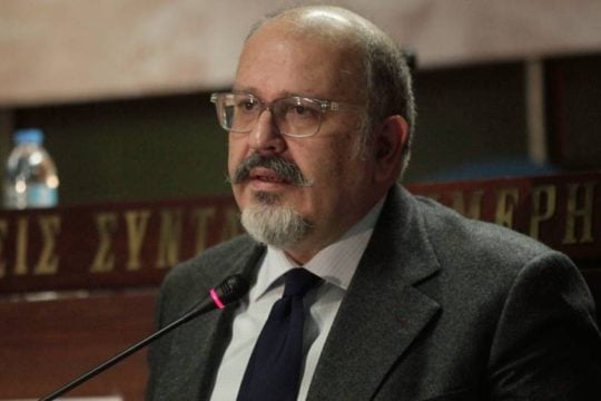 Το «Κόκκινο» αποχαιρετά τον Ξυδάκη που φεύγει πριν «τον άλλο κύκλο» που έρχεται