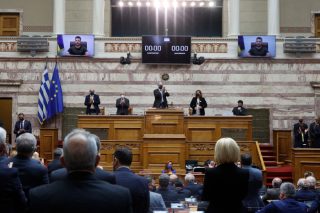 O Ζελένσκι στο ελληνικό Κοινοβούλιο