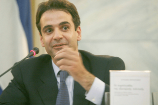 Πρωθυπουργός χωρίς βάσεις