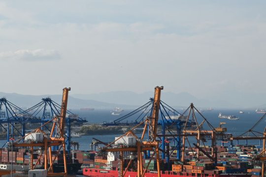 Δικαίωση για τους λιμενεργάτες