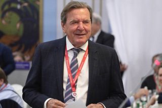 Παραιτείται από τη ρωσική Rosneft ο Γκέρχαρντ Σρέντερ