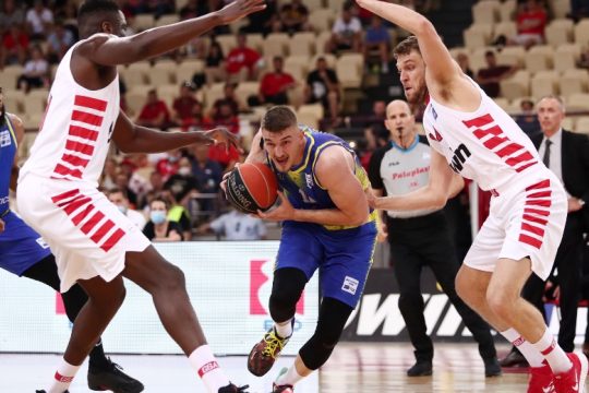Επικίνδυνη «προσγείωση» του Ολυμπιακού